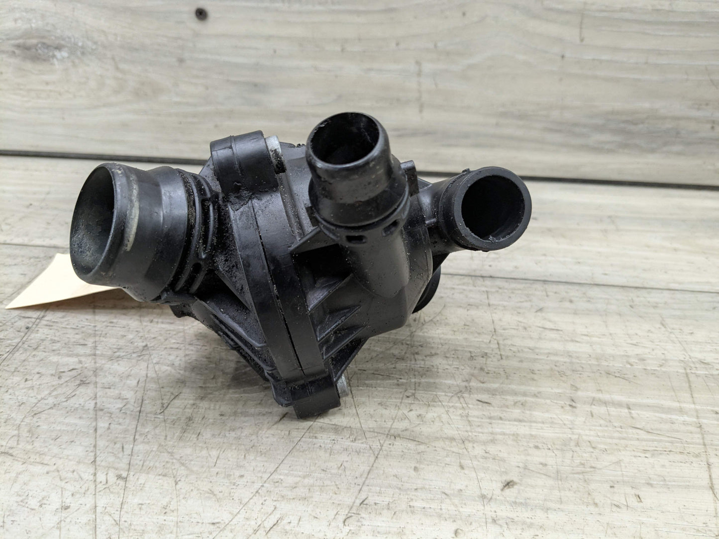 OEM BMW E70 E82 E84 E88 E90 E92 E93 Engine N55 Water Coolant Thermostat Housing