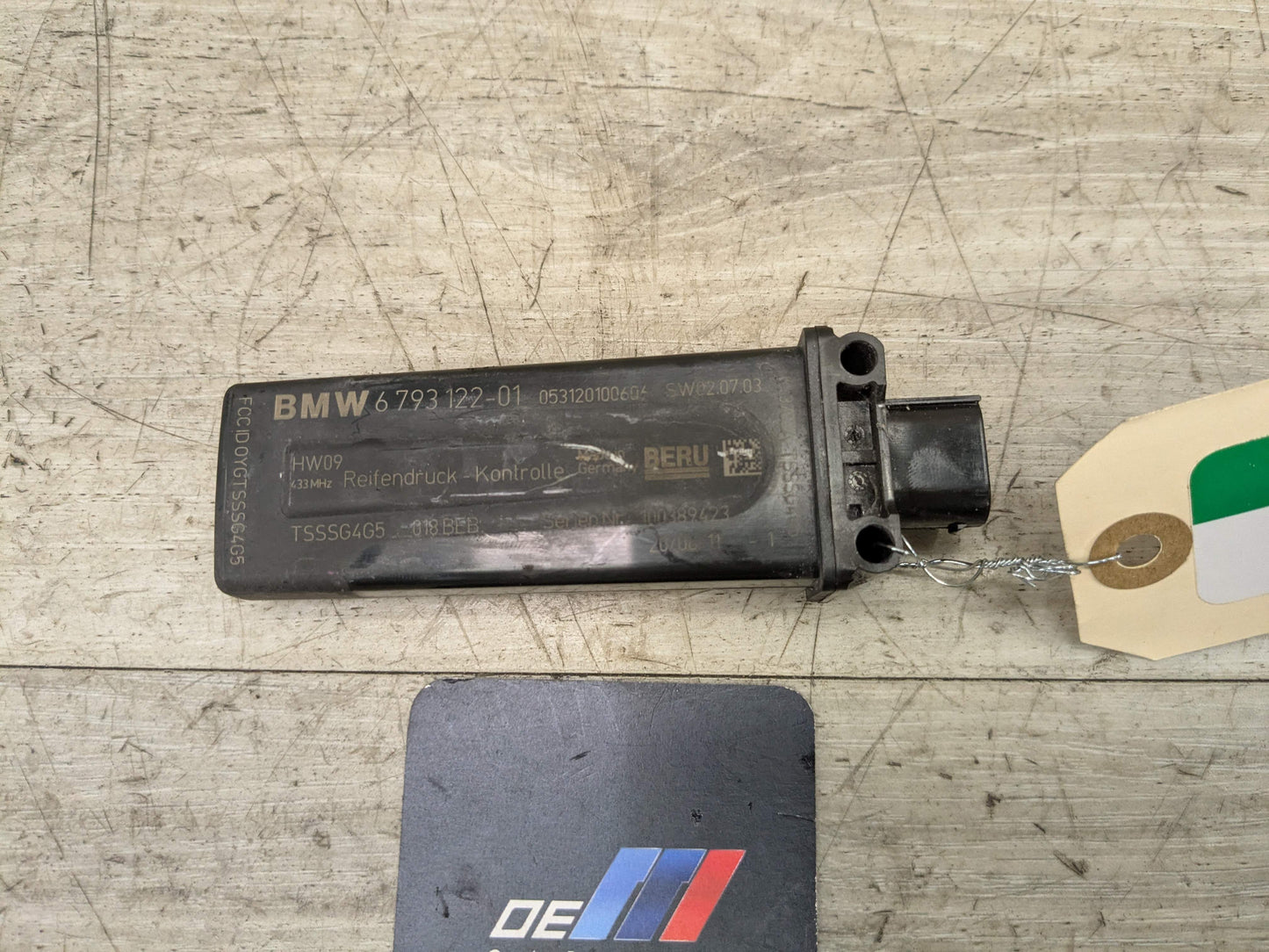 OEM BMW E70 E71 E82 E88 E89 E92 E93 Tire Pressure Control Unit Module RDC