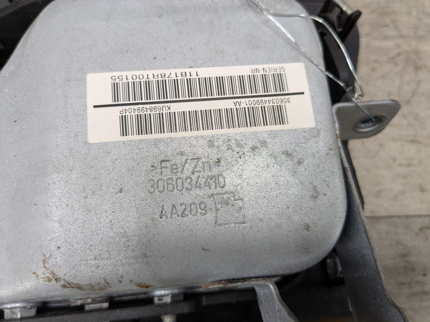 08-13 OEM BMW E88 128 135 CONVERTIBLE Front Left Driver Knee Lower Dash Airbag