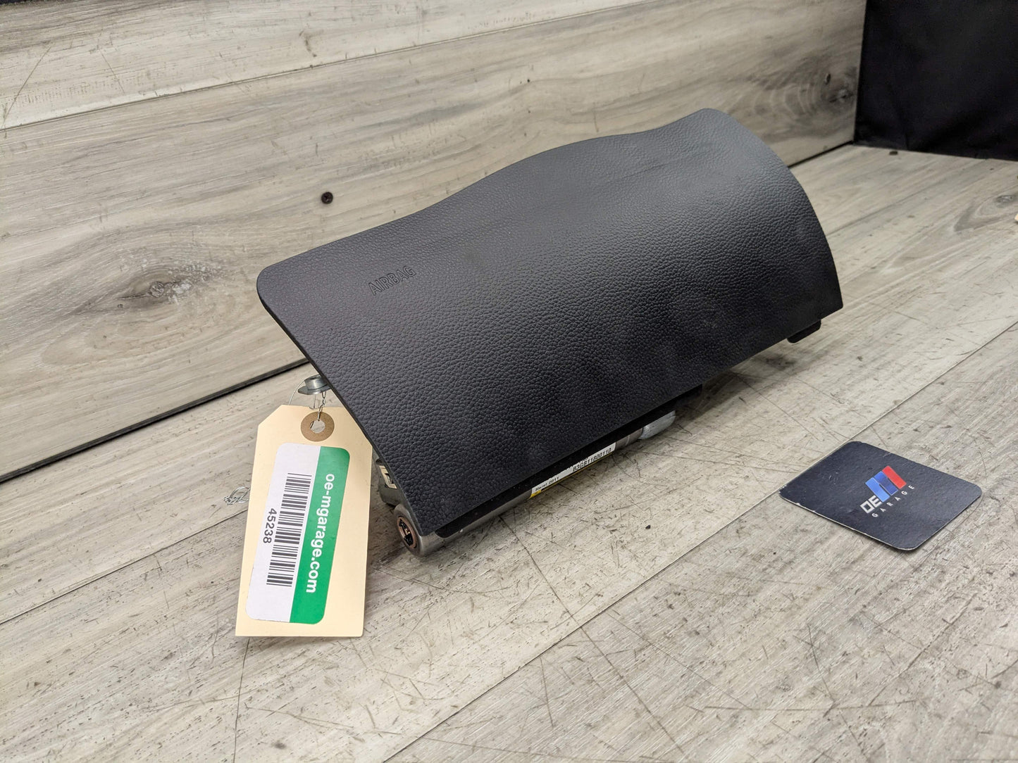 08-13 OEM BMW E88 128 135 CONVERTIBLE Front Left Driver Knee Lower Dash Airbag