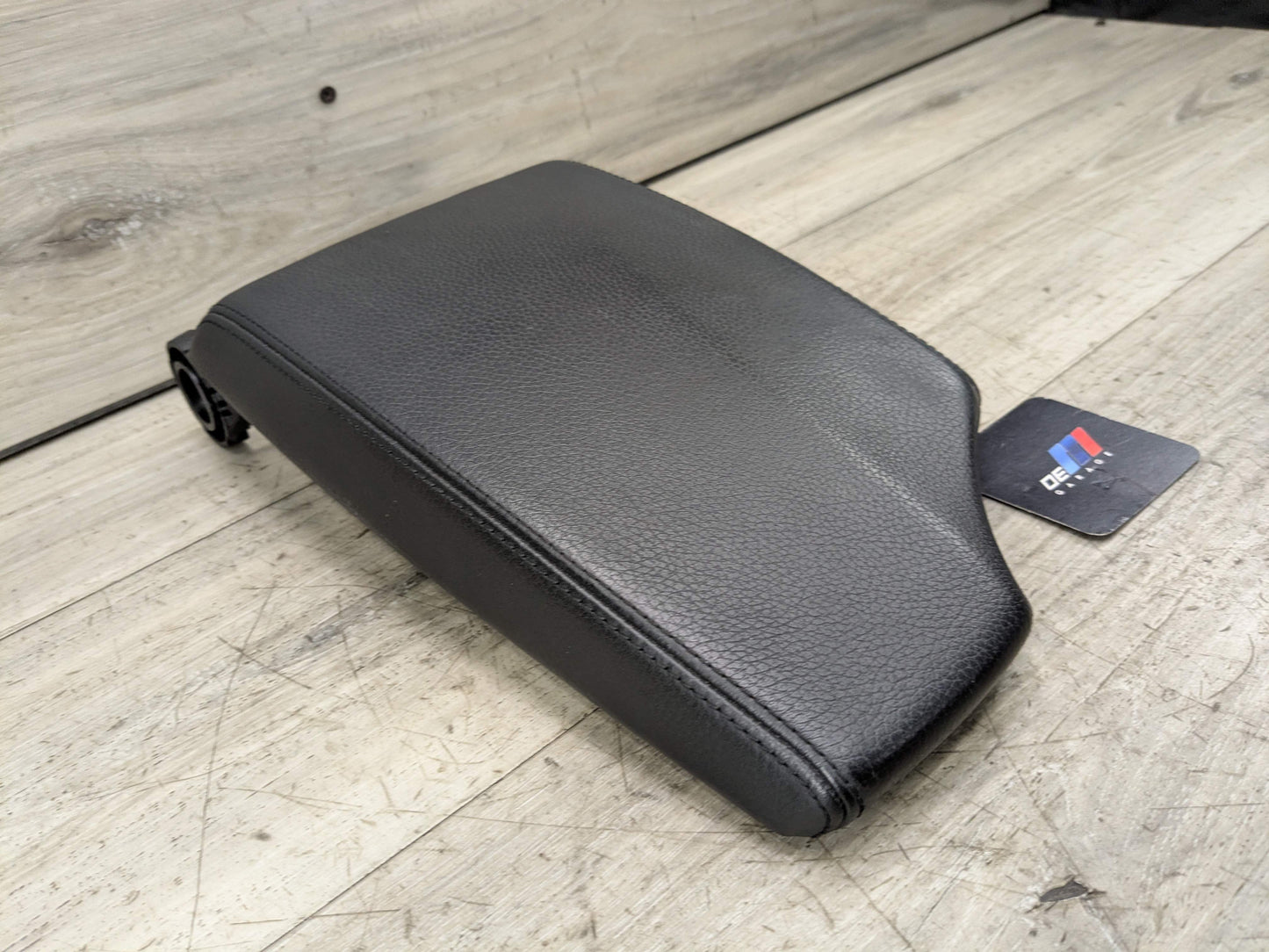 08-13 OEM BMW E88 128i 135i Center Console Armrest Tray Leather SCHWARTZ Black