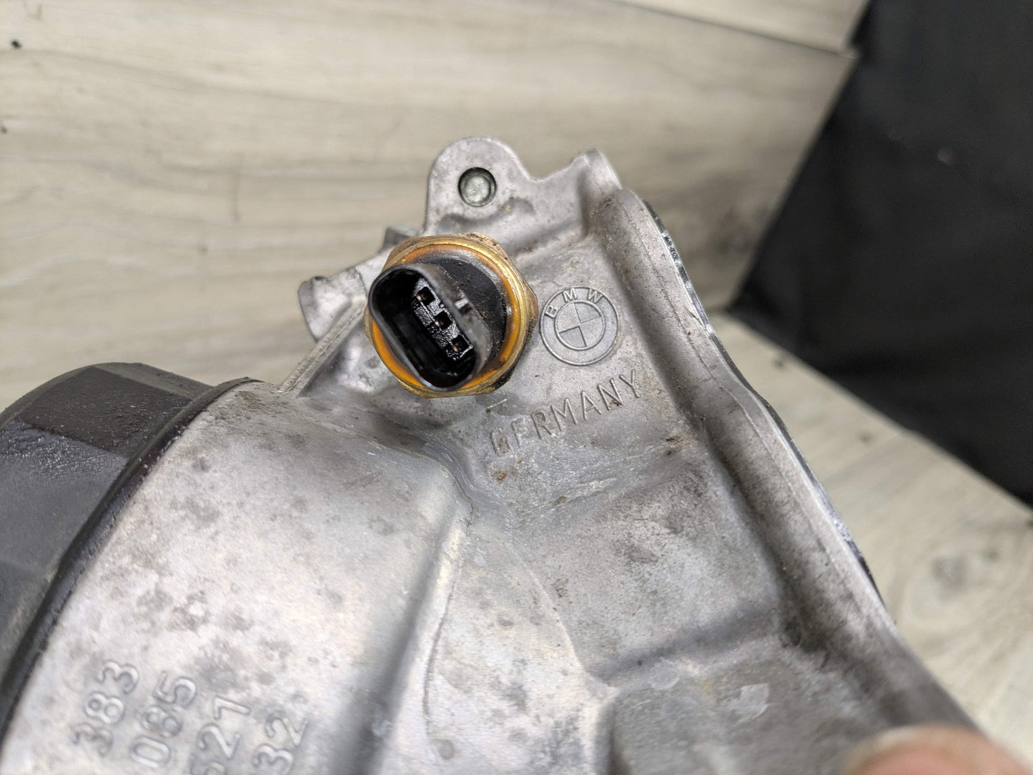 07-13 OEM BMW E82 E90 E92 135 335 N54 N55 Engine Oil Filter Housing COOLER