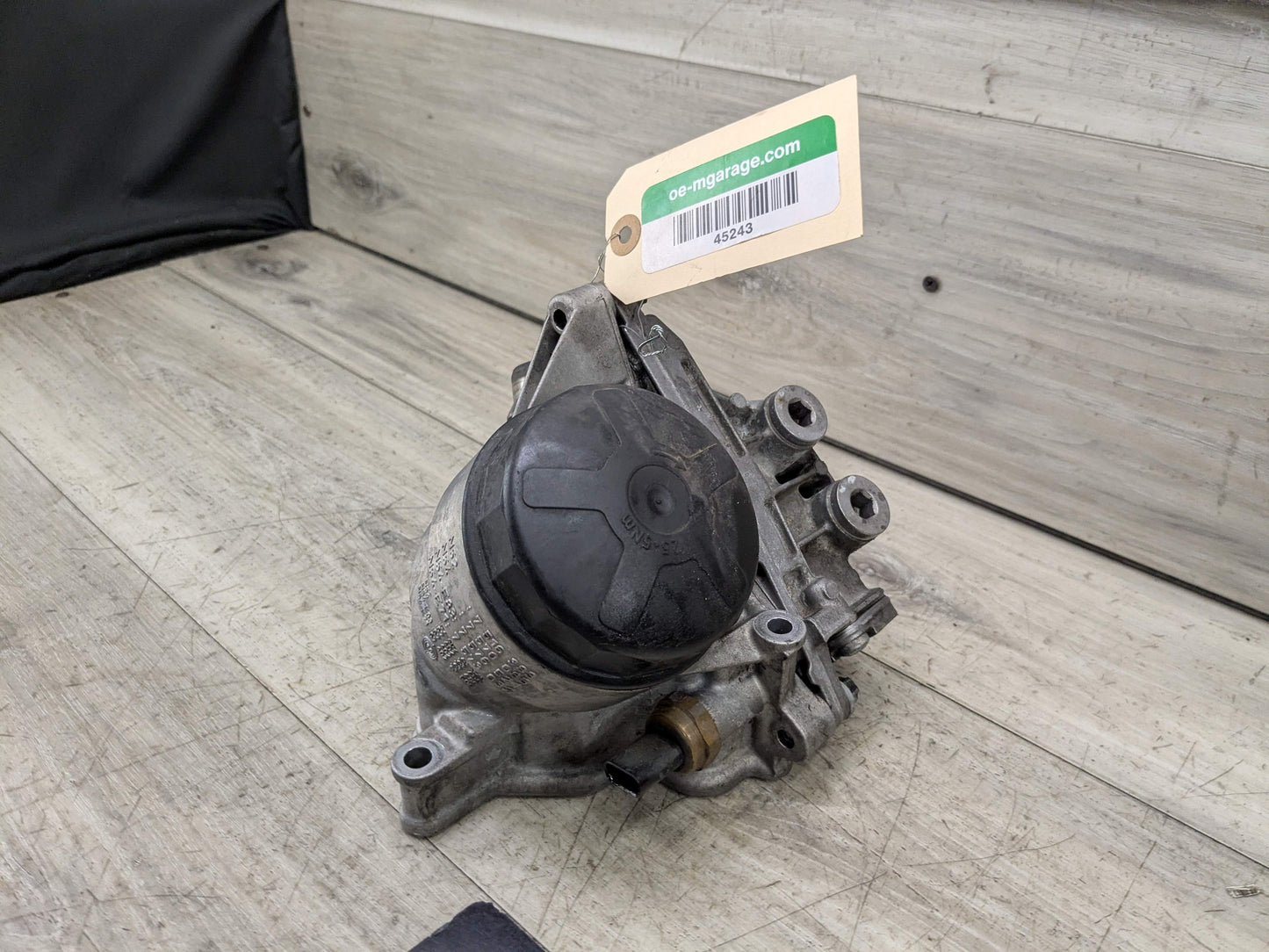 07-13 OEM BMW E82 E90 E92 135 335 N54 N55 Engine Oil Filter Housing COOLER