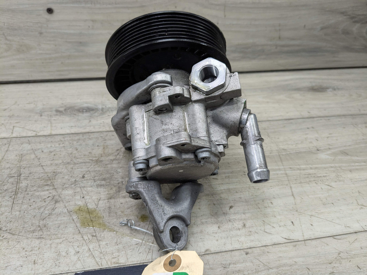 06-13 OEM BMW E82 E88 E90 E92 E93 Hydraulic Power Steering Pump Pulley N54 N55*