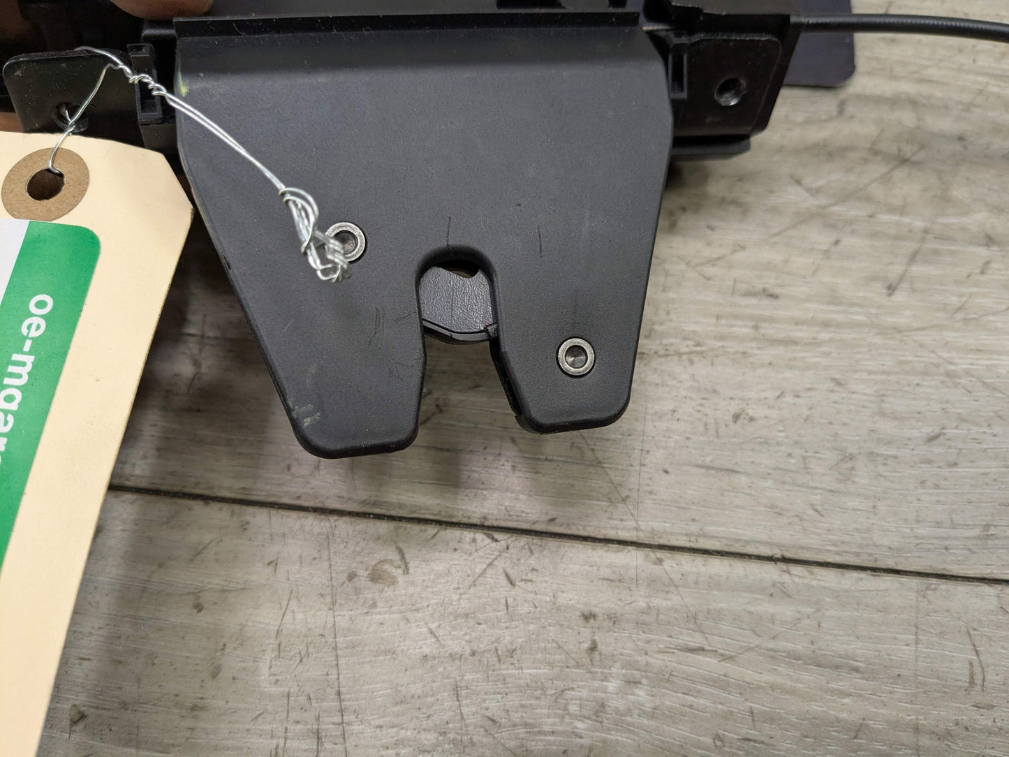 OEM BMW E82 E88 E90 E92 E93 Rear Trunk Lid Latch Lock Opener Actuator w/ Cable