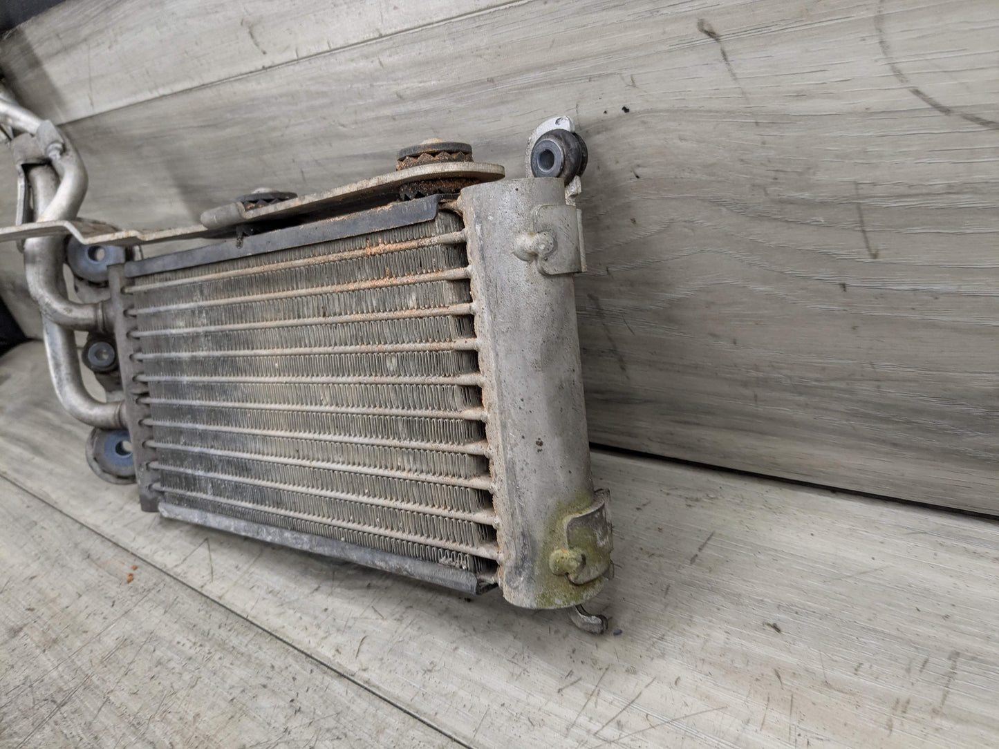 08-13 OEM BMW E88 E82 135 Convertible Coupe Engine N54 N55 Oil Cooler Radiator