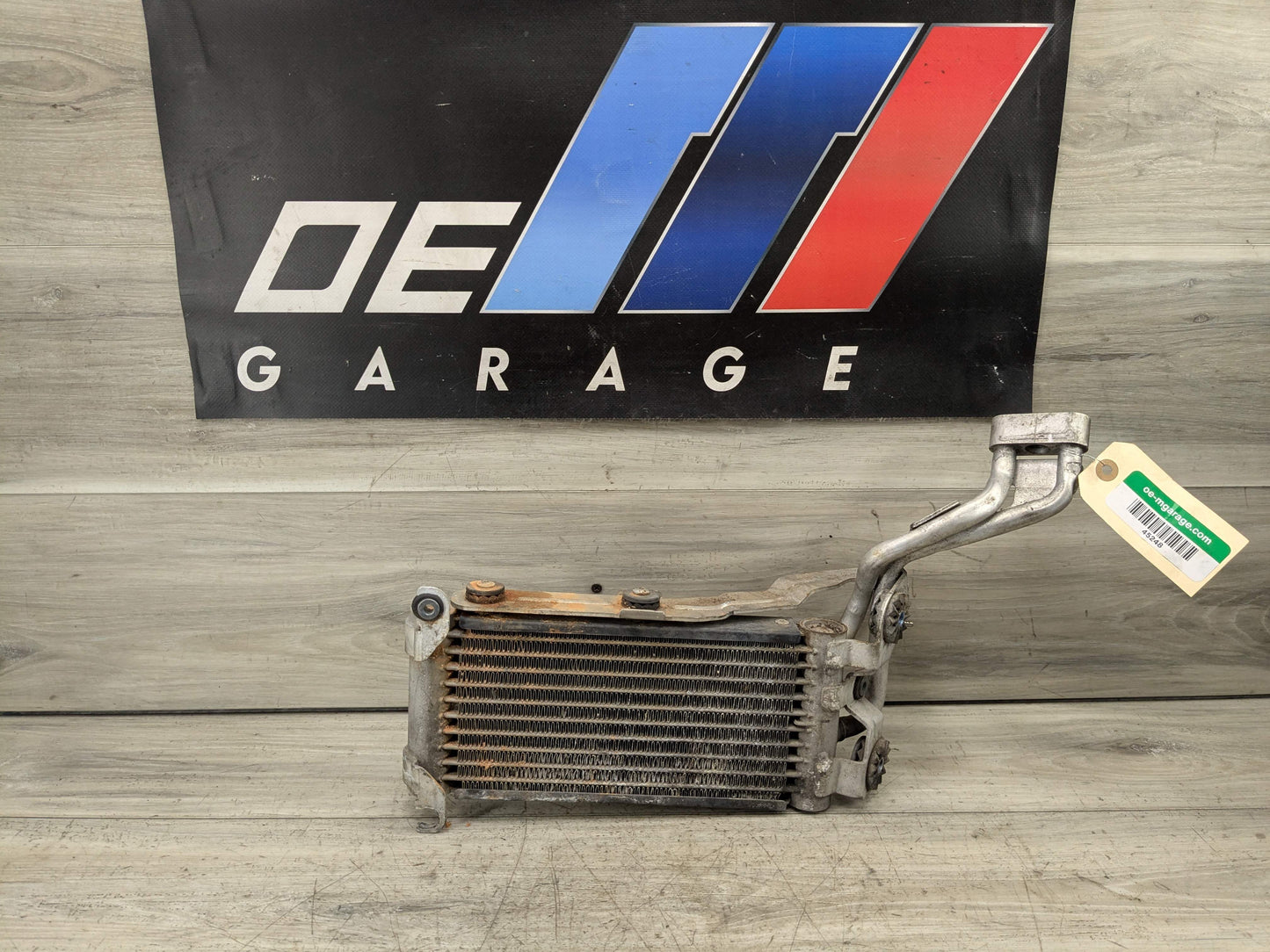 08-13 OEM BMW E88 E82 135 Convertible Coupe Engine N54 N55 Oil Cooler Radiator