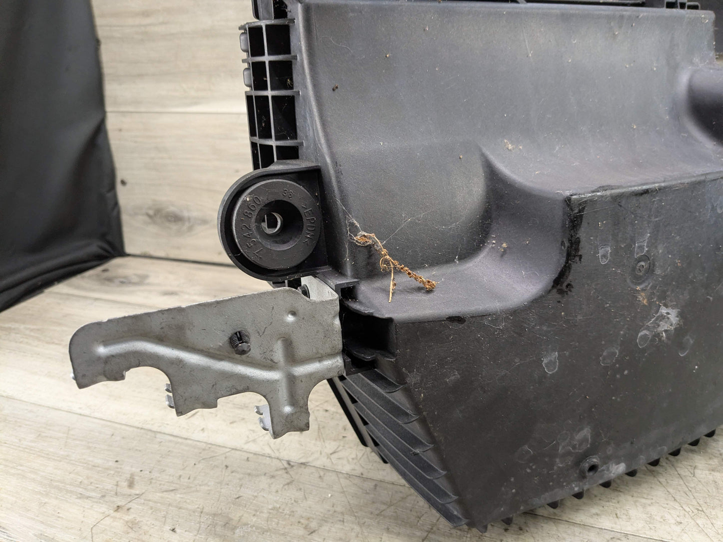 11-13 OEM BMW E82 E90 E92 Engine N55 Intake AirBox Air Box Filter Housing PWG