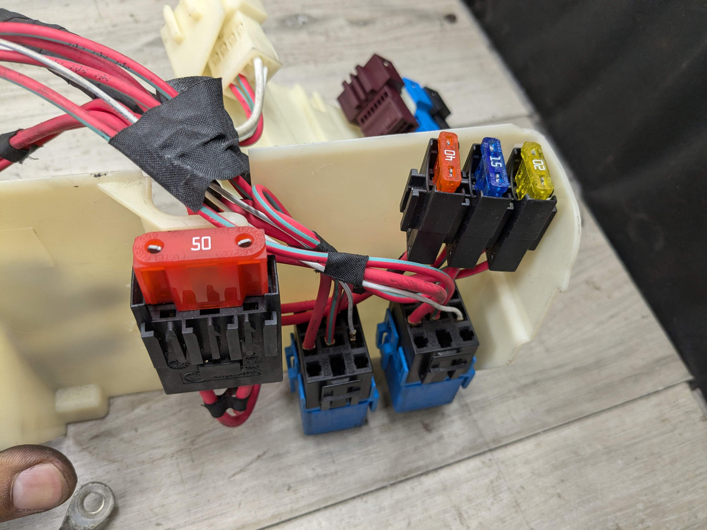 11-13 OEM BMW E92 E93 335 N55 Engine Transmission Module Box Wire Harness