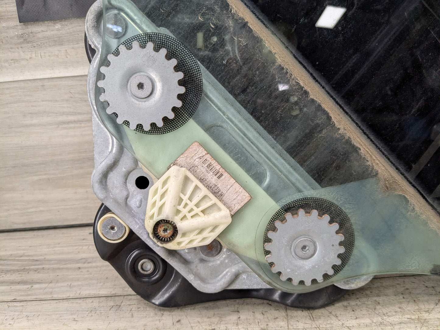 OEM BMW E88 128 135 Convertible Rear Right Passenger Window Regulator Motor