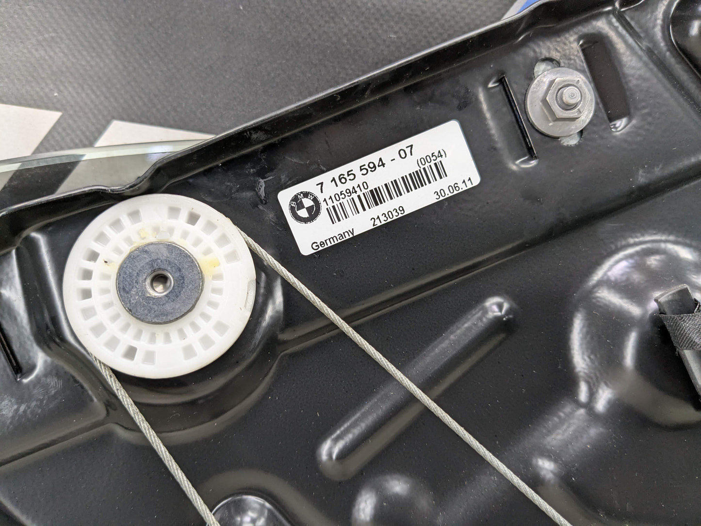 OEM BMW E88 128 135 Convertible Rear Right Passenger Window Regulator Motor