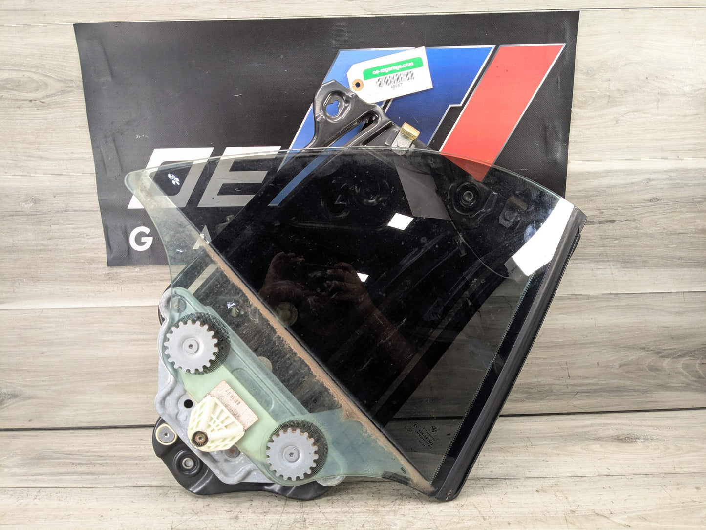 OEM BMW E88 128 135 Convertible Rear Right Passenger Window Regulator Motor