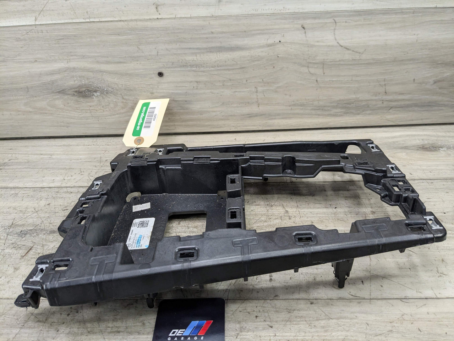 18-20 OEM AUDI Q5 SQ5 Automatic Shifter Center Console Mount Panel Bracket
