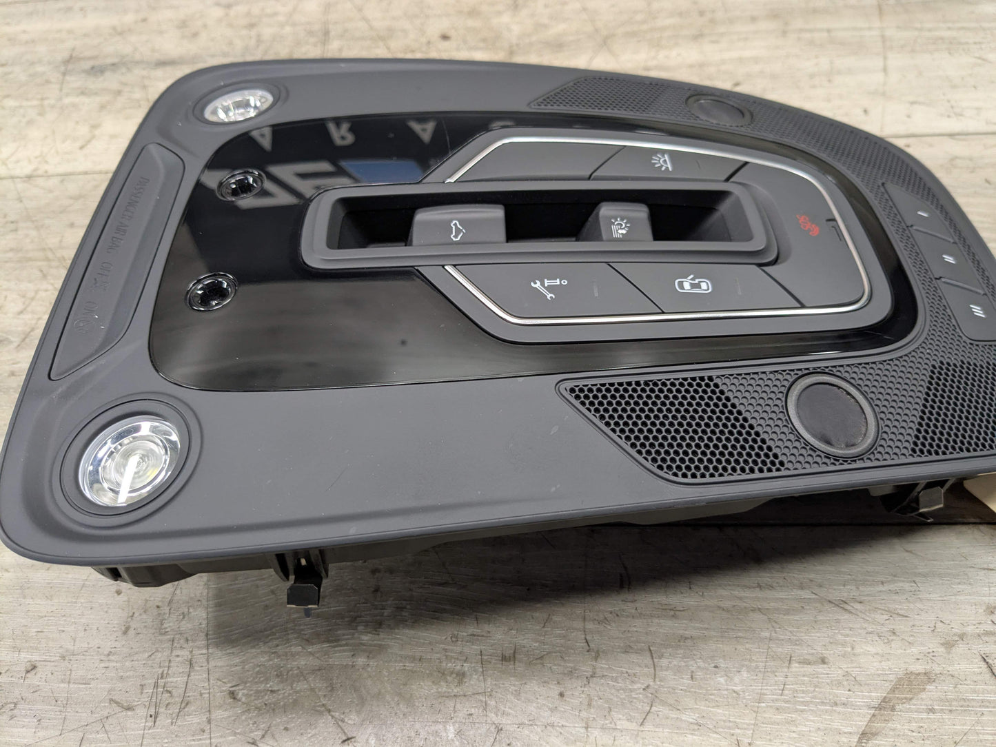 18-24 OEM AUDI Q5 SQ5 Front Overhead Console Reading Dome Light Lamp Assembly