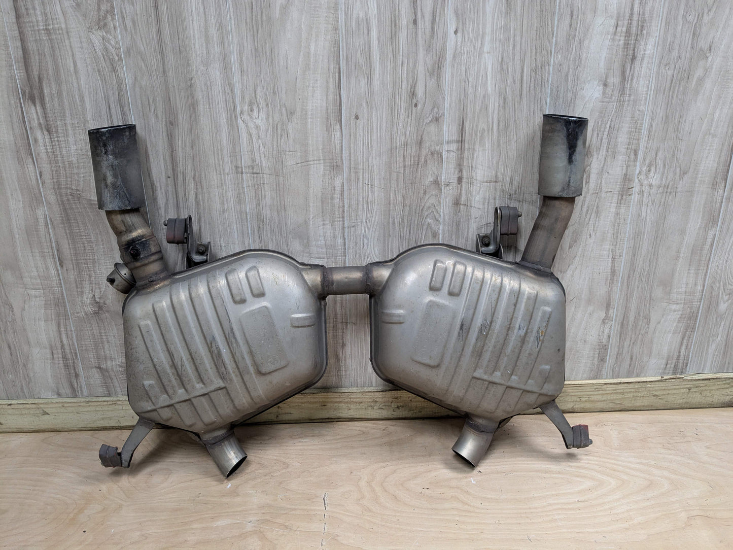 07-10 OEM BMW E92 E93 335i N54 Exhaust Muffler Boysen W/ Tips SET