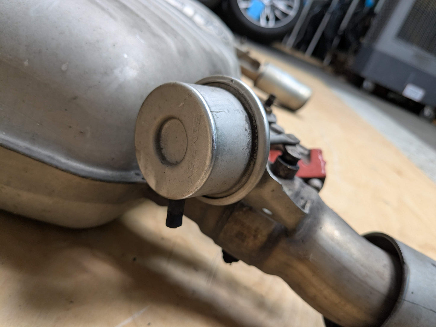 07-10 OEM BMW E92 E93 335i N54 Exhaust Muffler Boysen W/ Tips SET