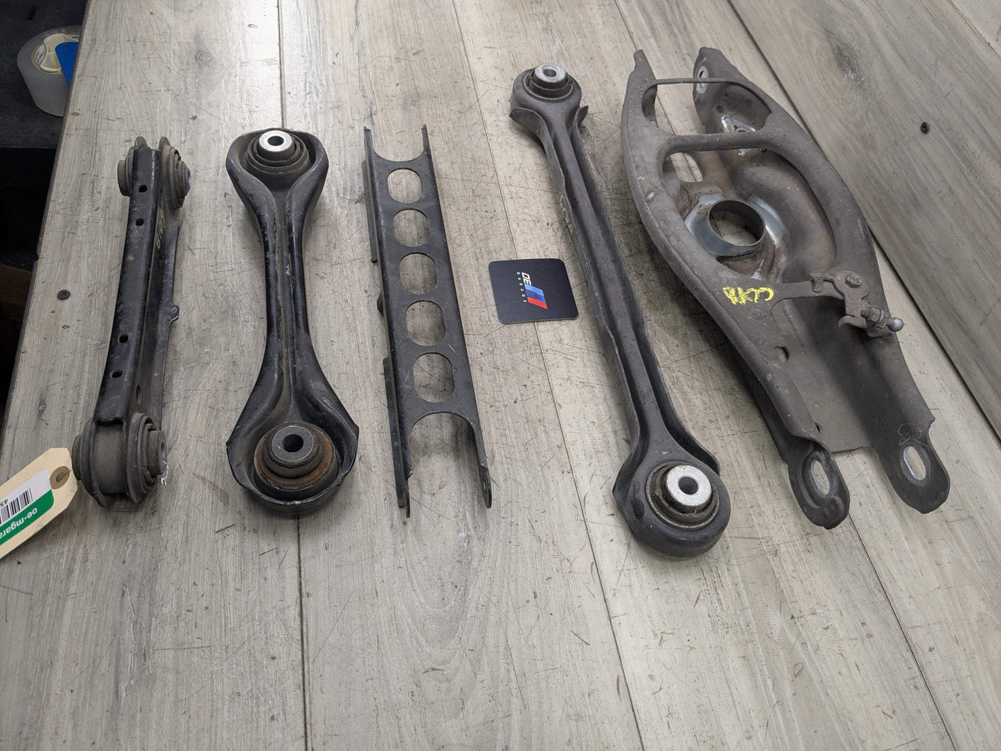 OEM BMW E82 E90 E92 E93 Rear Left Driver Upper Lower Wishbone Control Arms SET