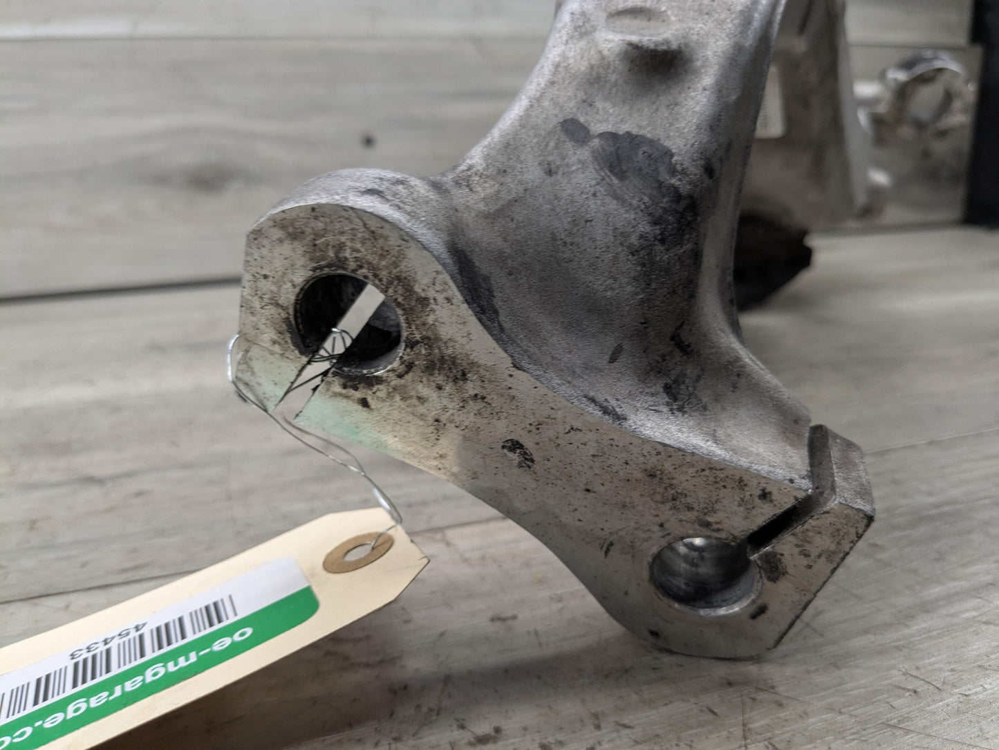18-24 OEM AUDI Q5 SQ5 Front Right Passenger Side Spindle Hub Carrier Knuckle