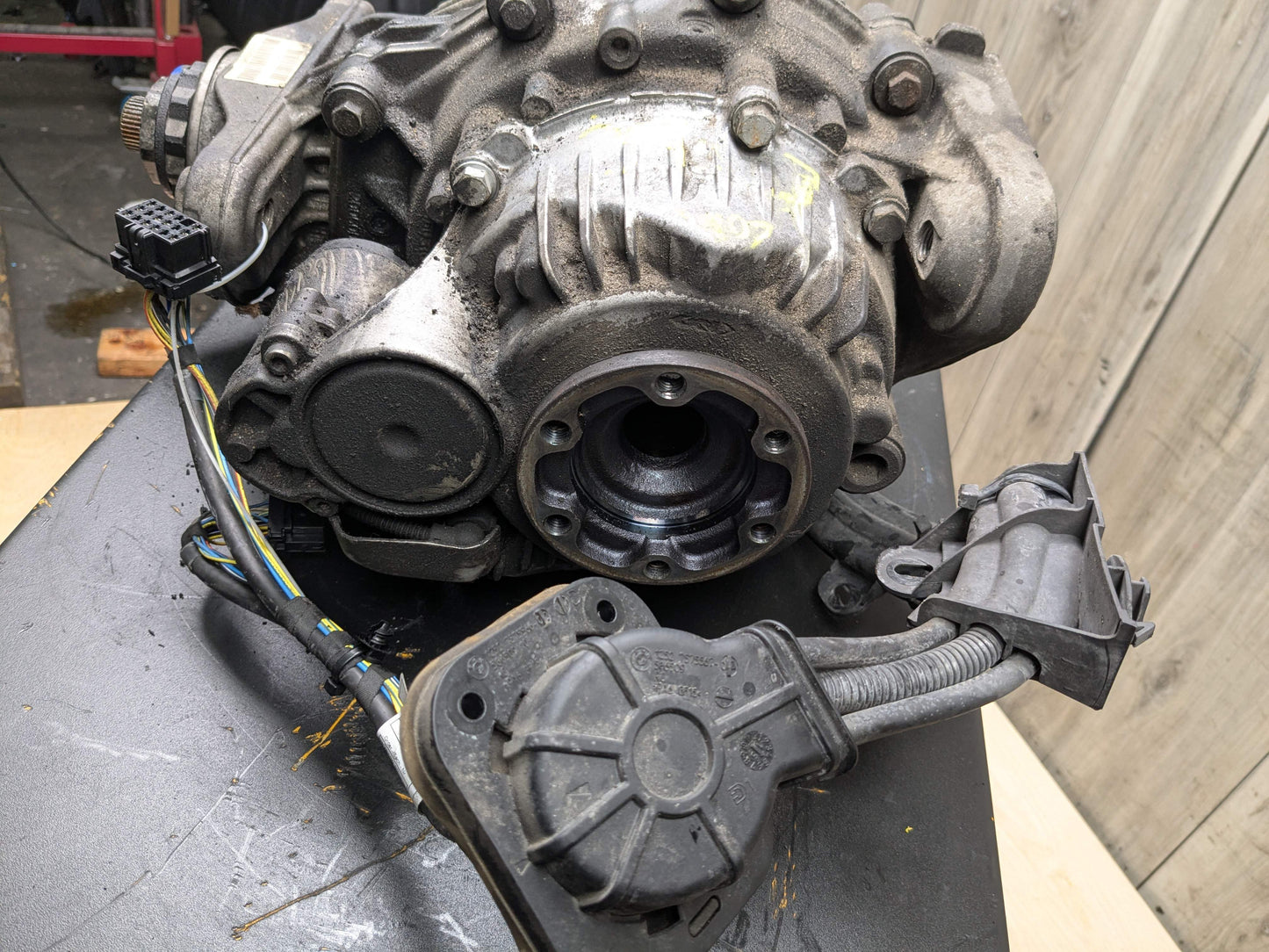 OEM BMW E71 F15 F16 X5 X6 N55 N57 N63 AWD Rear Differential Axle Carrier 3.15