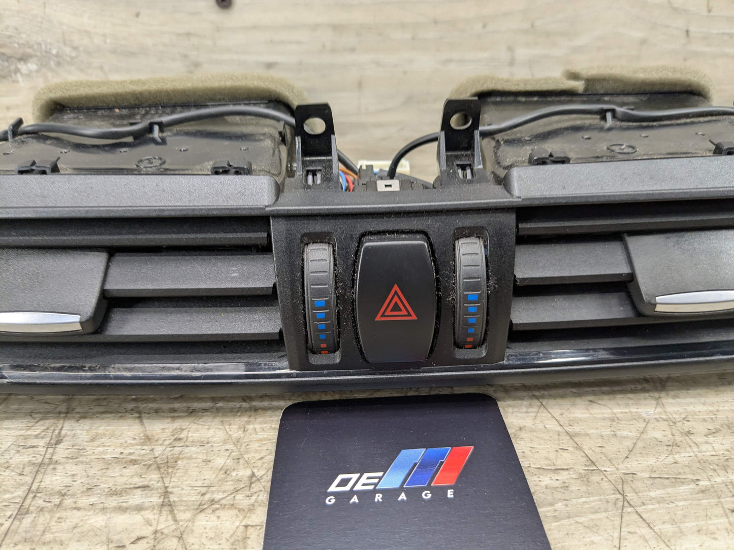 14-19 OEM BMW F15 F16 F85 F86 X5 X6 Dash Center Hazard Button AC Air Vent Grille