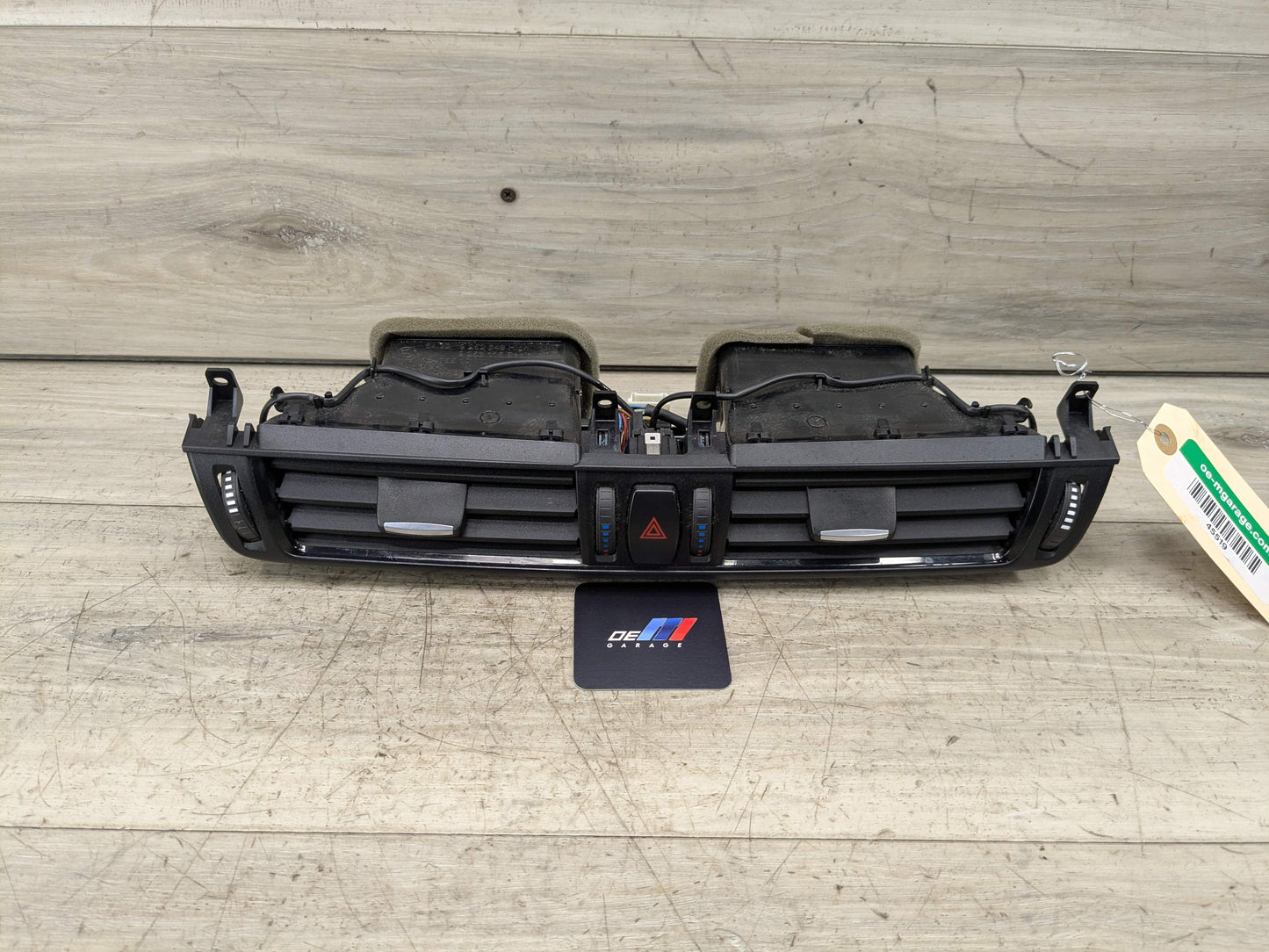 14-19 OEM BMW F15 F16 F85 F86 X5 X6 Dash Center Hazard Button AC Air Vent Grille