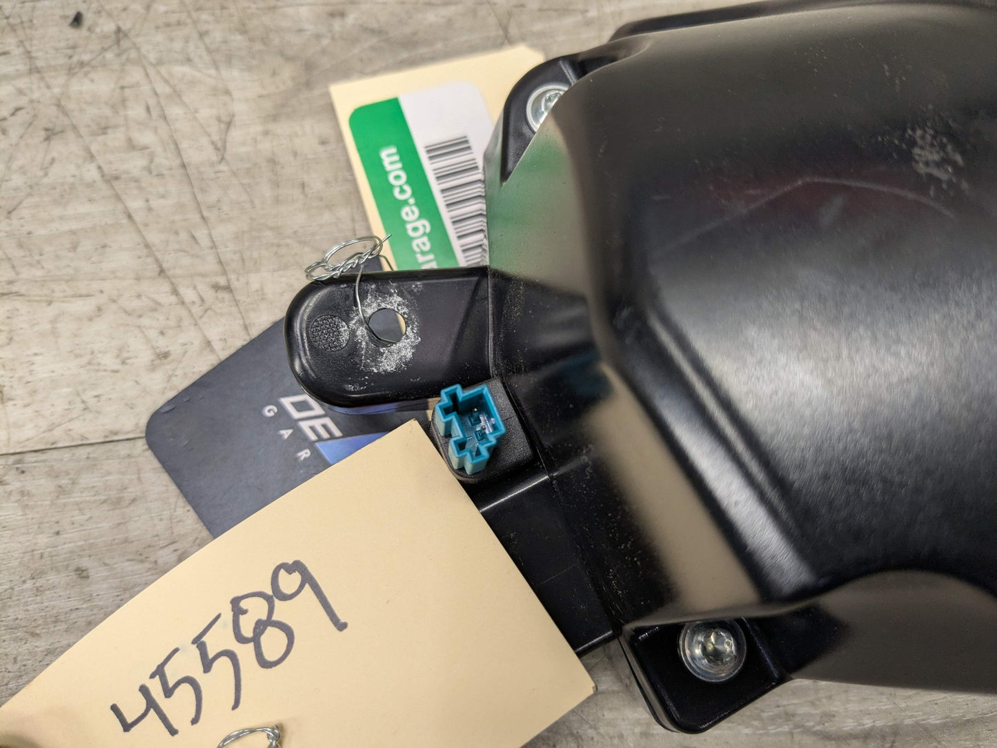 OEM BMW F15 F16 F85 F86 X5 X6 X5M Rear Left Right Door D-Pillar Speaker SET