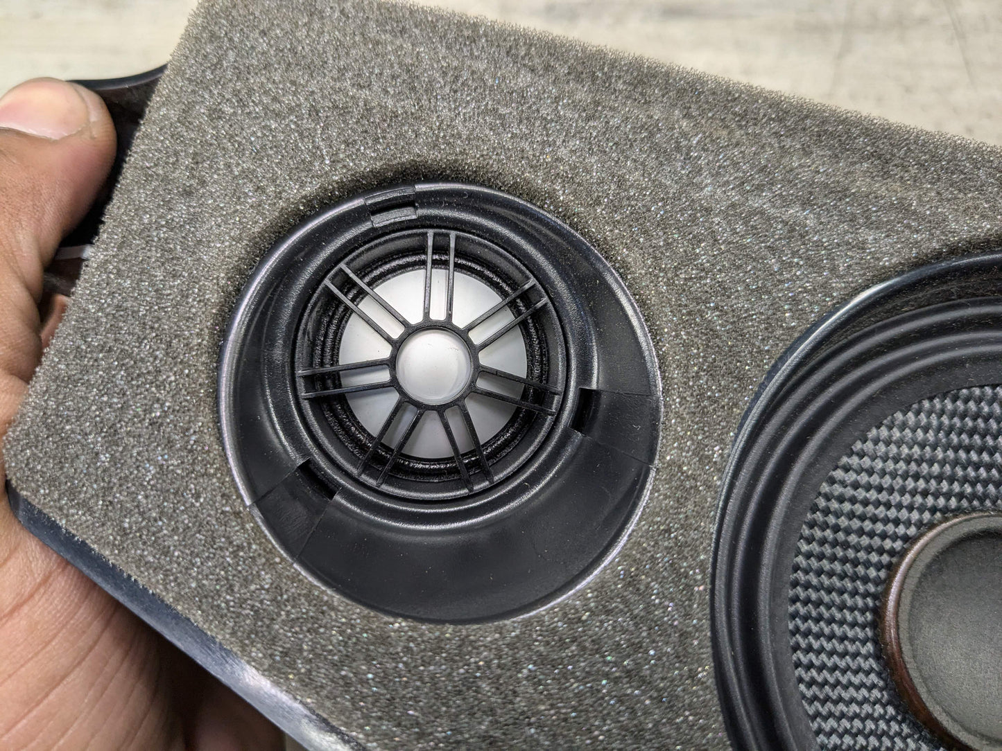 OEM BMW F15 F16 F85 F86 X5 X6 X5M Rear Left Right Door D-Pillar Speaker SET