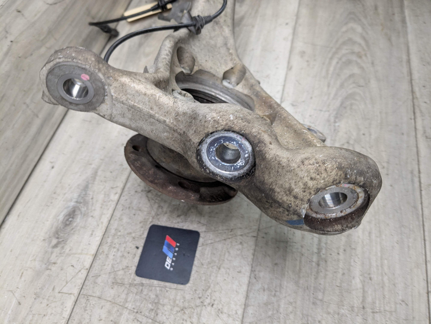 OEM BMW E70 F15 F16 F85 X5 X6 Front Passenger Right Spindle Hub Carrier Knuckle