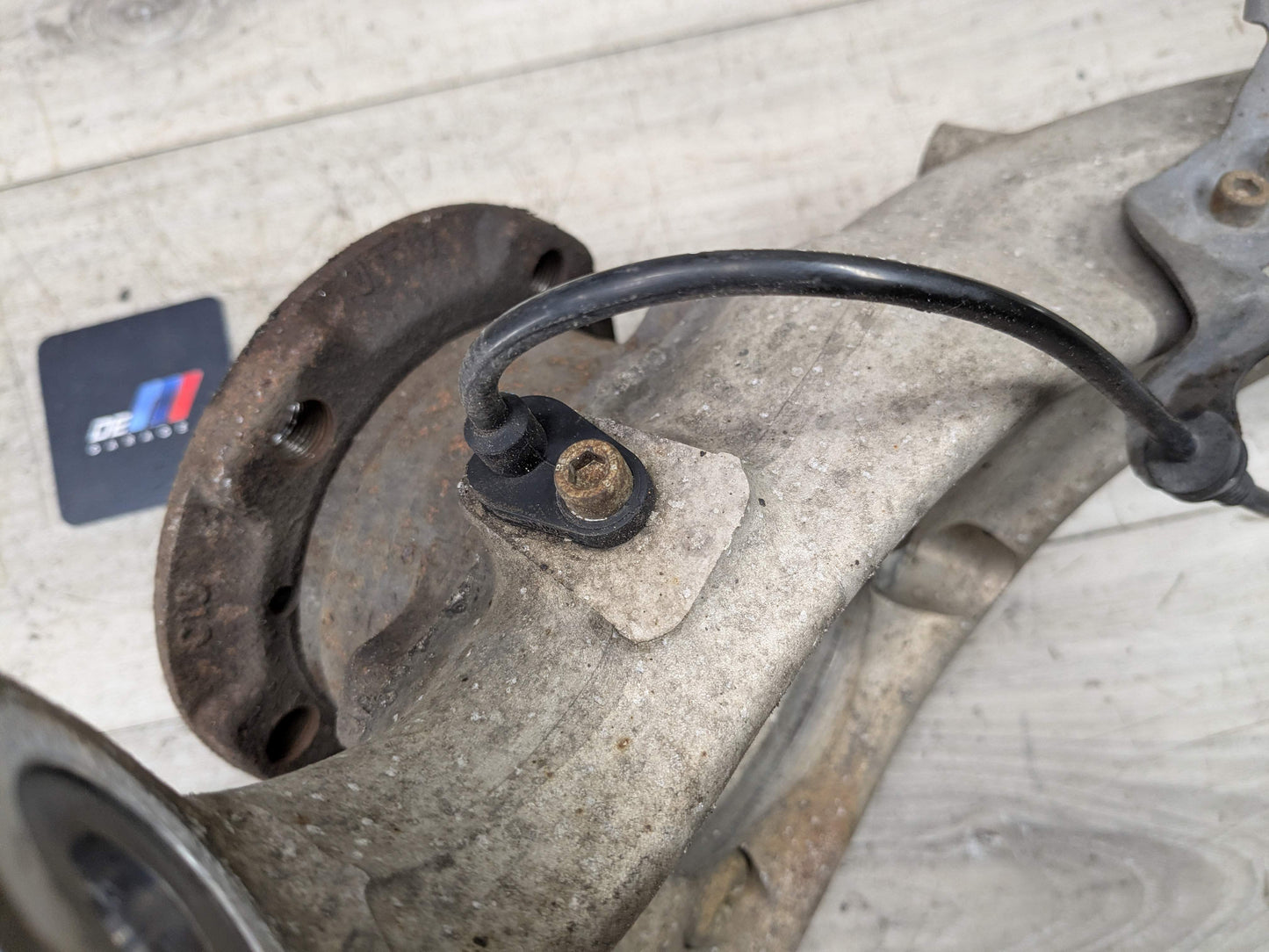 OEM BMW E70 F15 F16 F85 X5 X6 Front Passenger Right Spindle Hub Carrier Knuckle