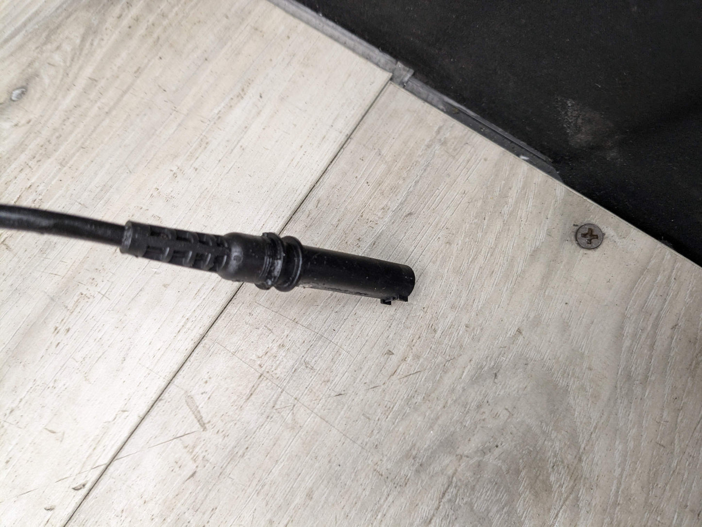 OEM BMW E70 F15 F16 F85 X5 X6 Front Passenger Right Spindle Hub Carrier Knuckle