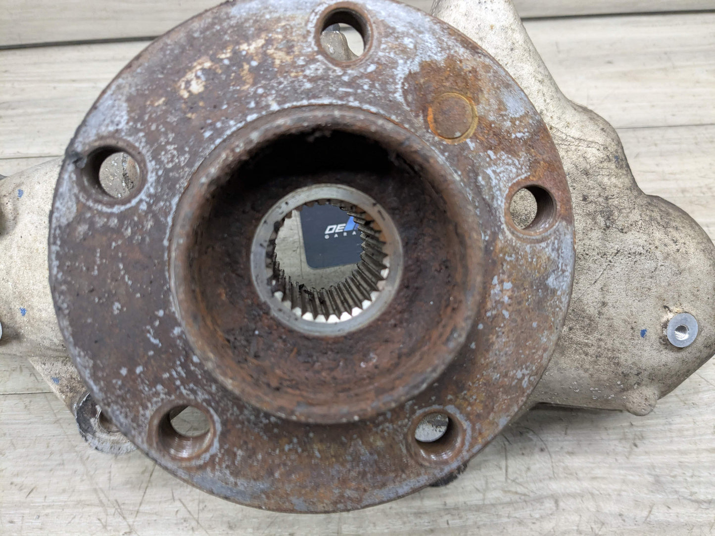 OEM BMW E70 F15 F16 F85 X5 X6 Front Passenger Right Spindle Hub Carrier Knuckle