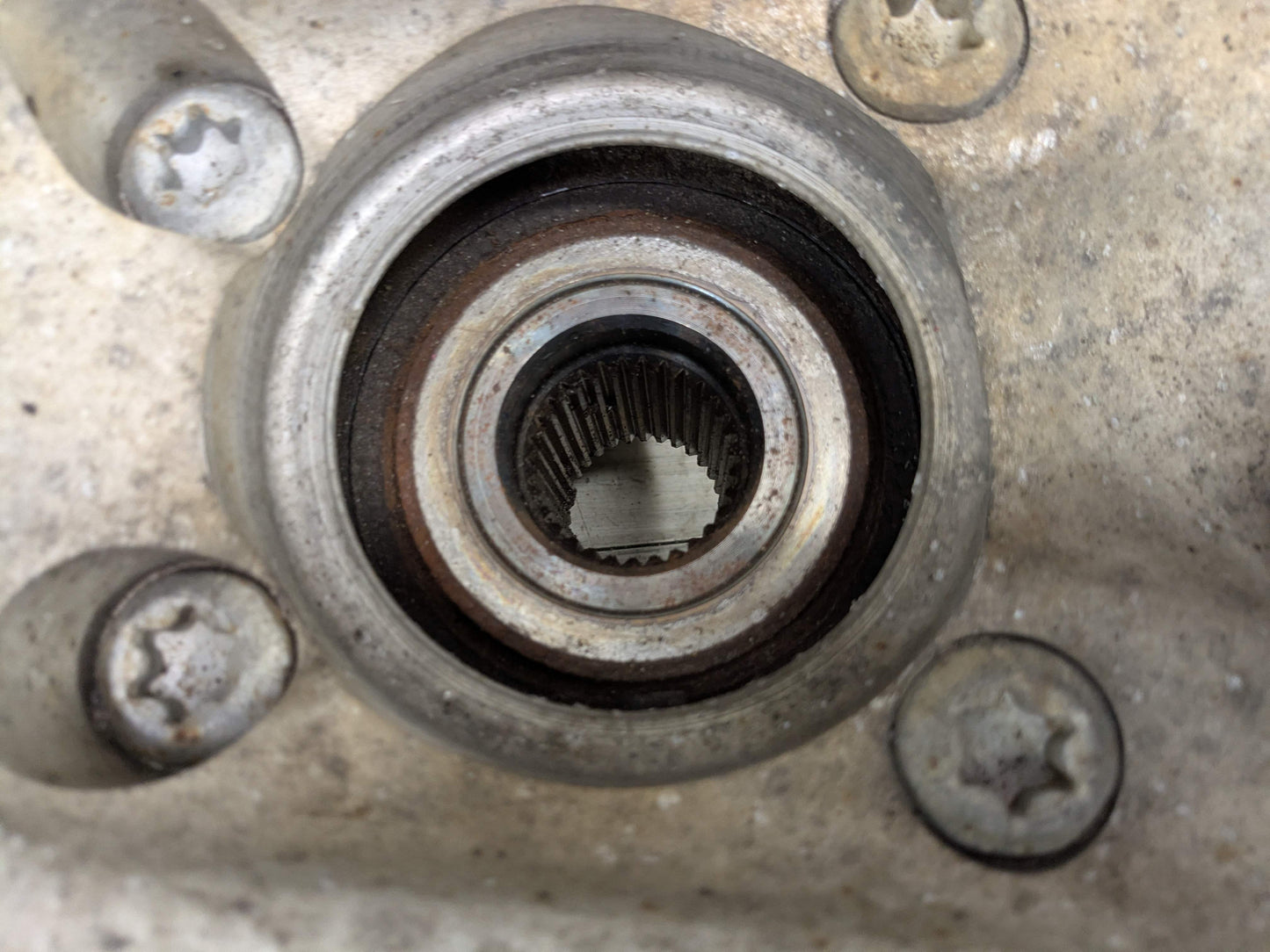 OEM BMW E70 F15 F16 F85 X5 X6 Front Passenger Right Spindle Hub Carrier Knuckle