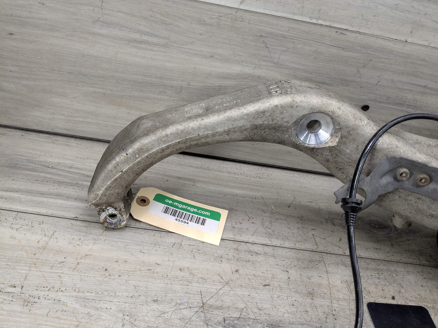 OEM BMW E70 F15 F16 F85 X5 X6 Front Passenger Right Spindle Hub Carrier Knuckle