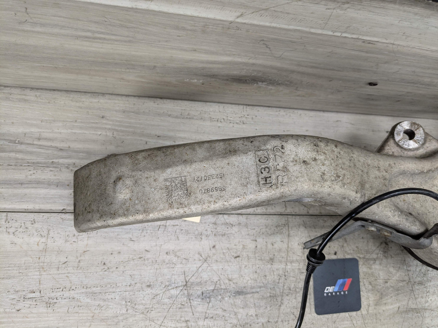 OEM BMW E70 F15 F16 F85 X5 X6 Front Passenger Right Spindle Hub Carrier Knuckle