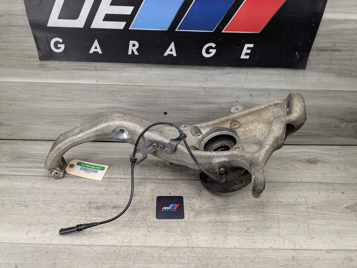 OEM BMW E70 F15 F16 F85 X5 X6 Front Passenger Right Spindle Hub Carrier Knuckle