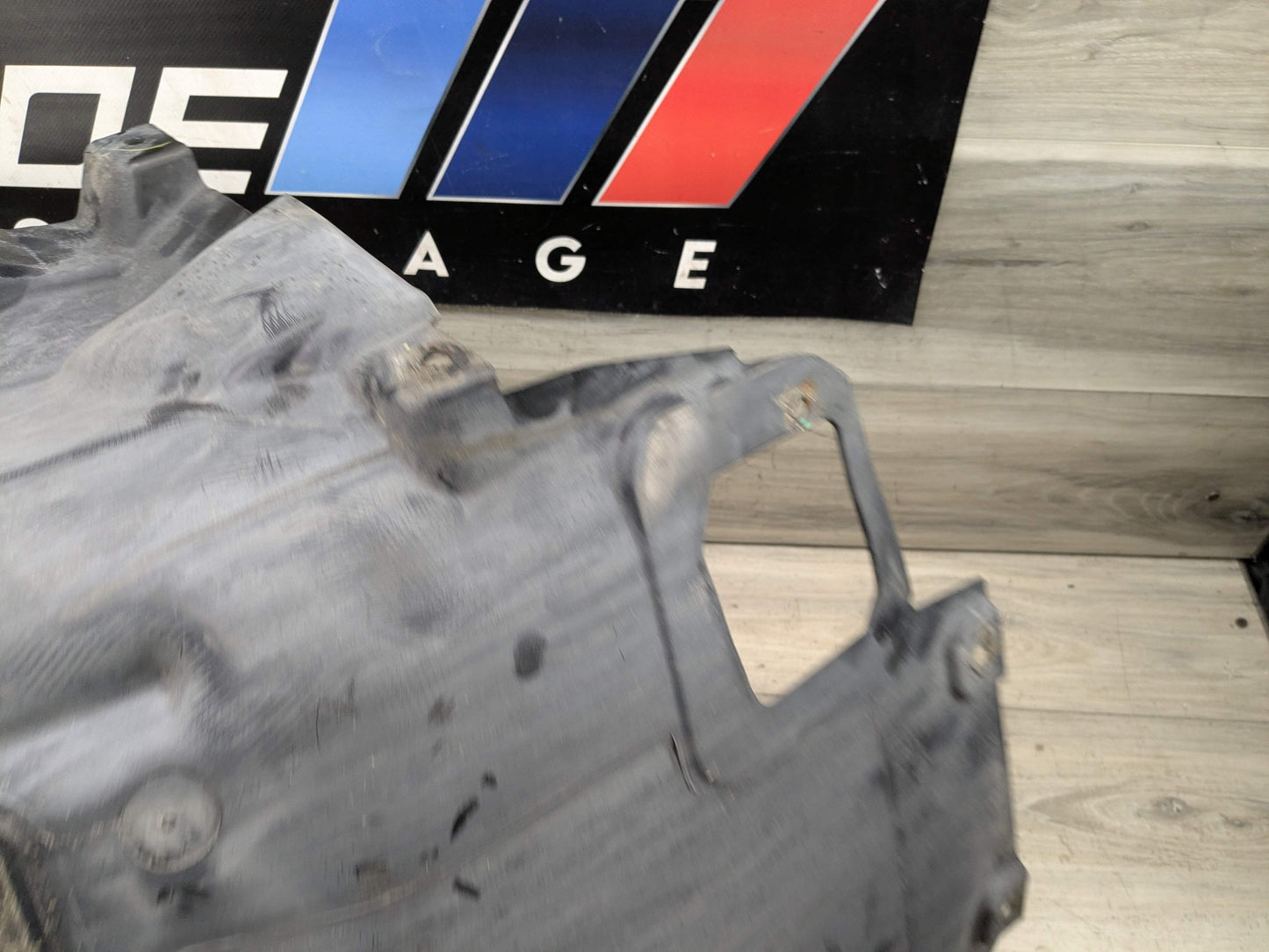 15-19 OEM BMW F16 F86 X6 X6M Right Passenger Fender Liner Wheel Splash Shield