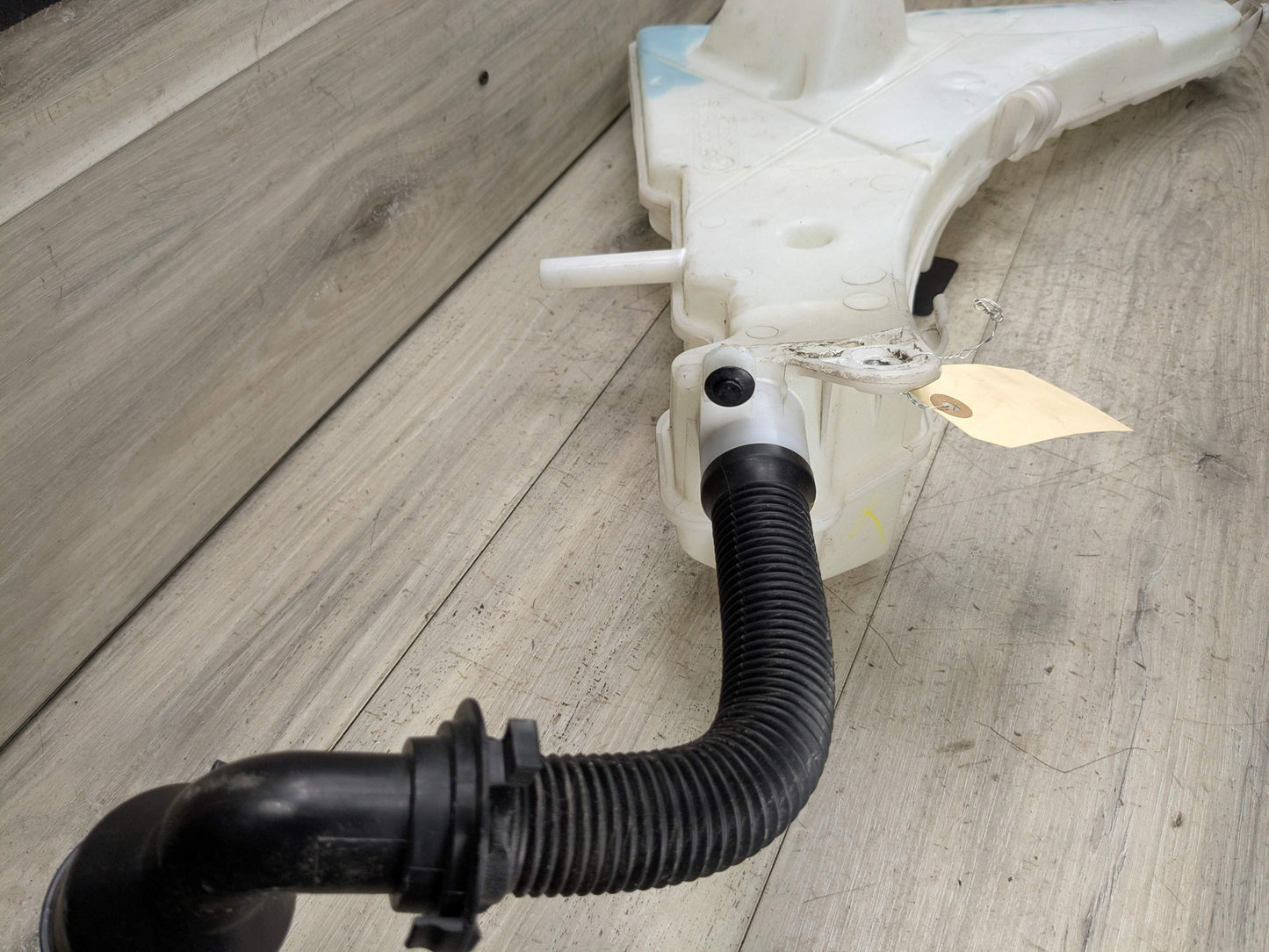 *OEM BMW F16 X6 Windshield Wiper Washer Reservoir Tank Pump Bottle w/ Pumps