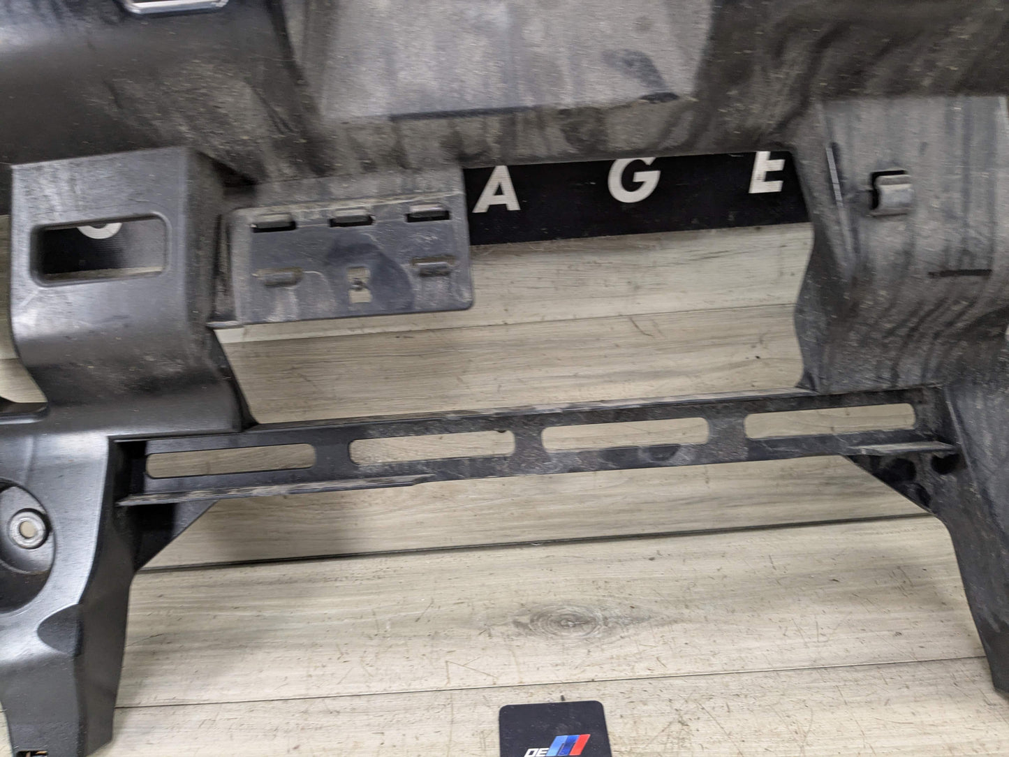 15-19 OEM BMW F16 F86 X6 X6M REAR Bumper Upper Center Support Bracket Mount