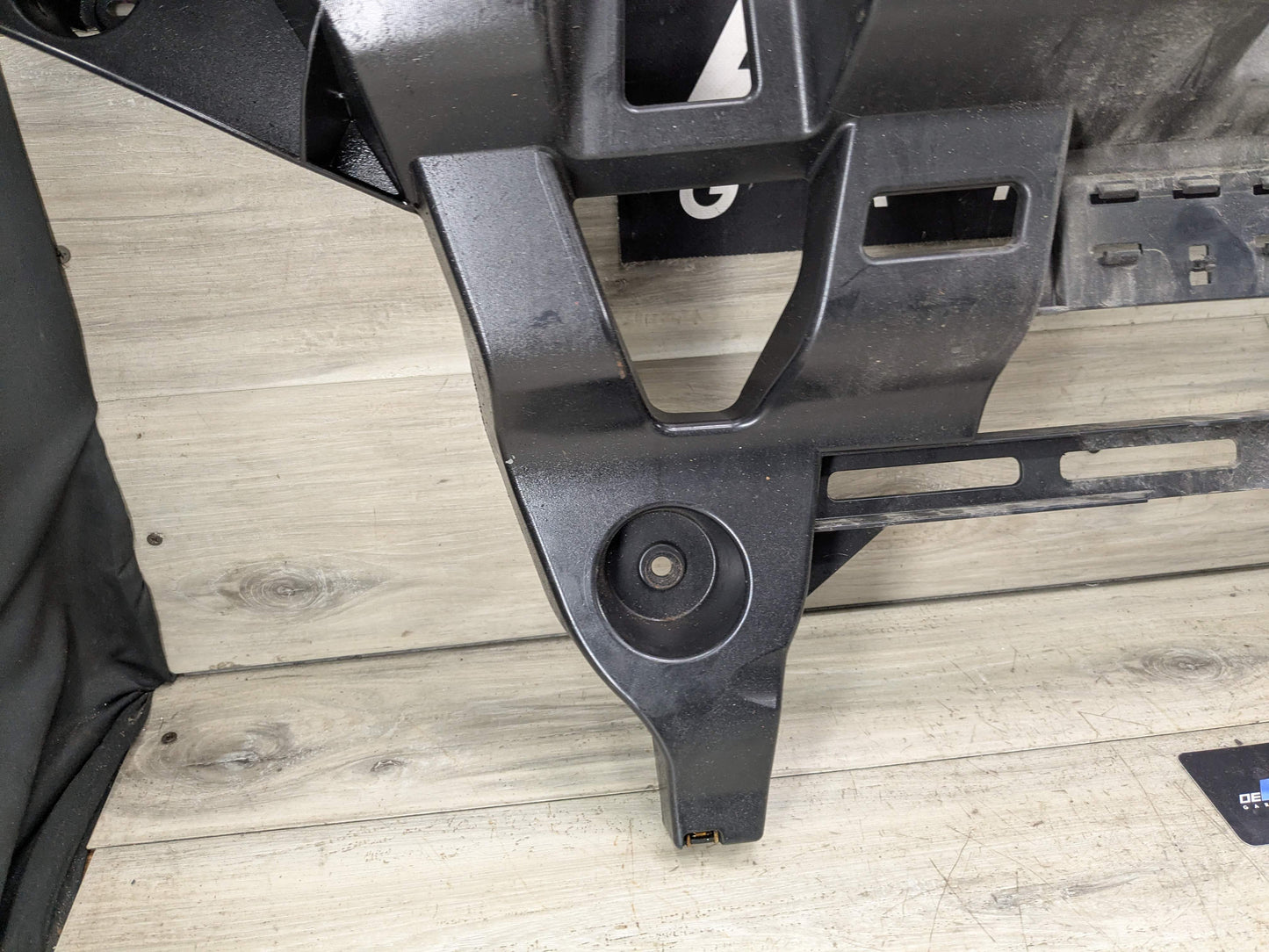 15-19 OEM BMW F16 F86 X6 X6M REAR Bumper Upper Center Support Bracket Mount