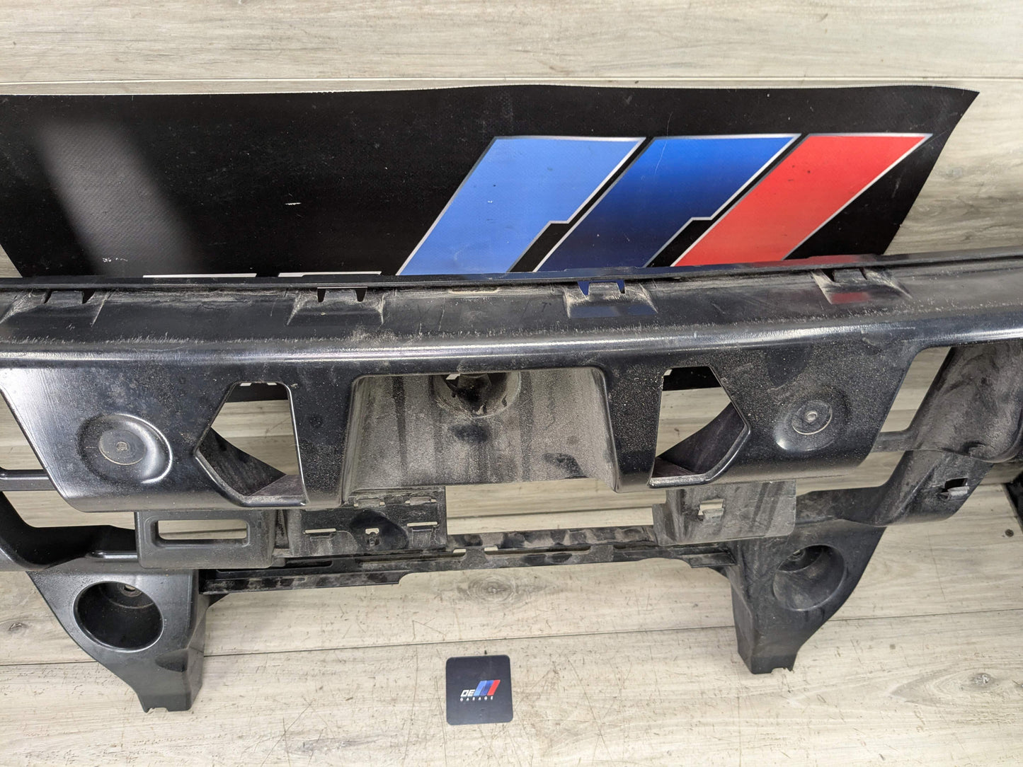 15-19 OEM BMW F16 F86 X6 X6M REAR Bumper Upper Center Support Bracket Mount