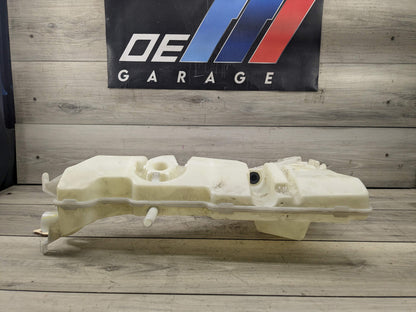15-19 OEM BMW F16 X6 Windshield Wiper Washer Reservoir Tank Pump Bottle w/ Pumps
