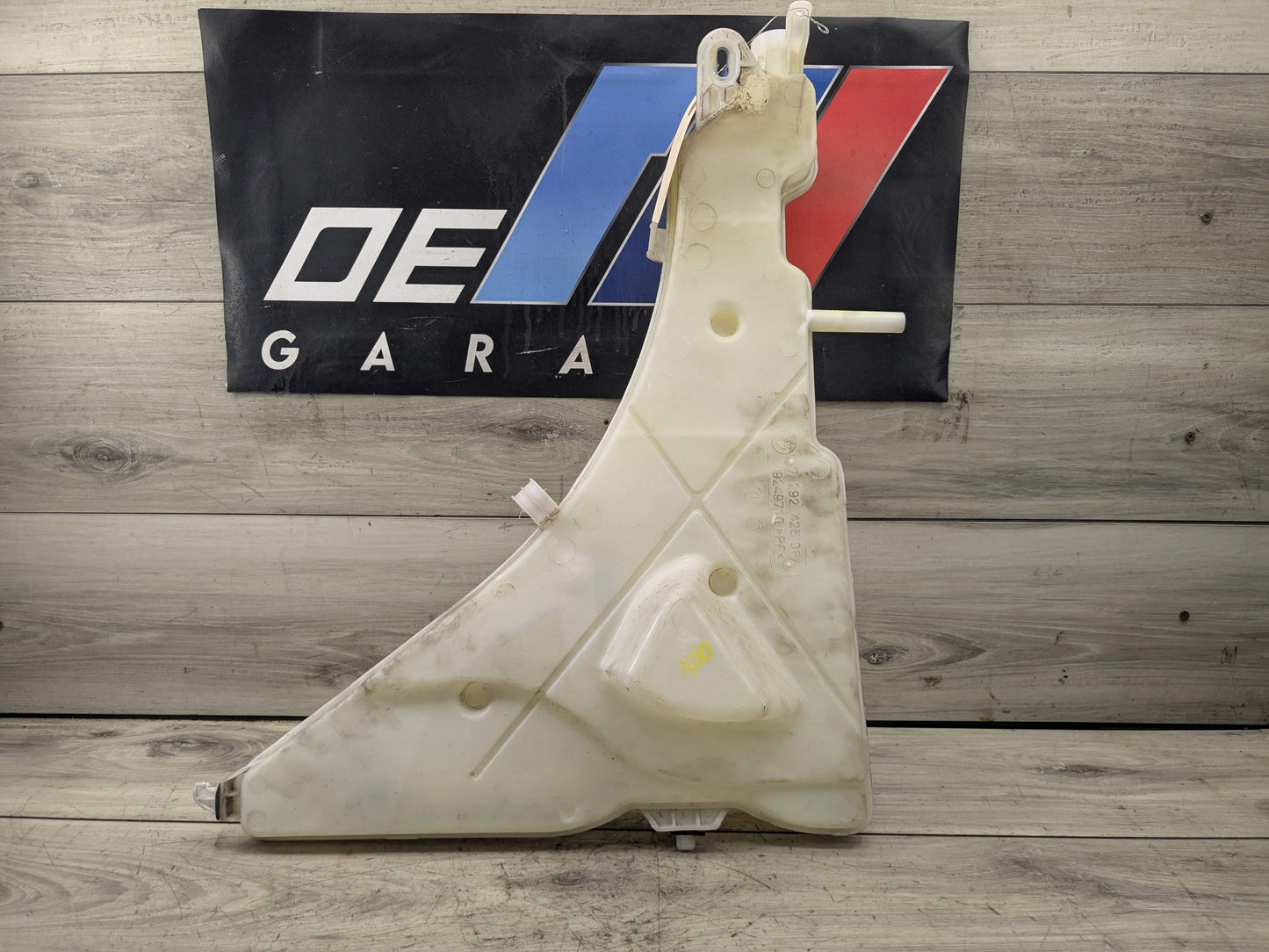 15-19 OEM BMW F16 X6 Windshield Wiper Washer Reservoir Tank Pump Bottle w/ Pumps