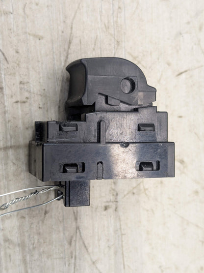 14-19 OEM BMW F15 F16 F85 F86 X5 X6 X5M X6M Trunk Hatch Release Switch Button