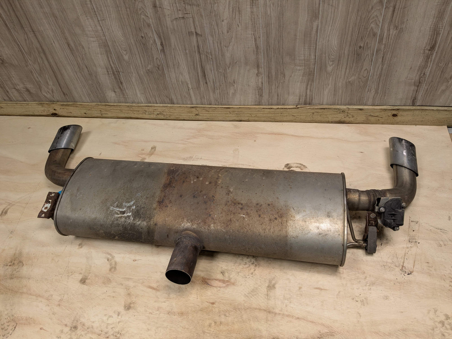 14-19 OEM BMW F15 F16 X5 X6 35 Engine N55 Rear Exhaust Flap Muffler