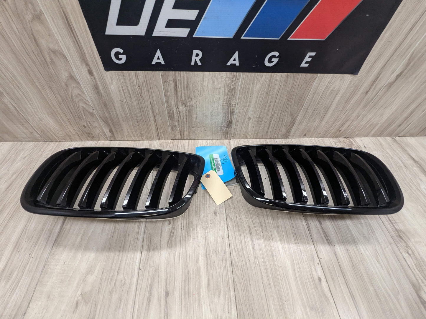 AFT BMW E70 E71 E72 X5 X6 Front Upper Kidney Grilles Complete Black PAIR