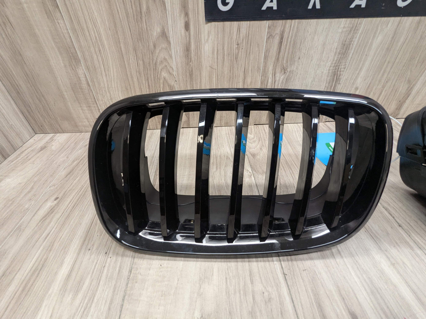 AFT BMW E70 E71 E72 X5 X6 Front Upper Kidney Grilles Complete Black PAIR