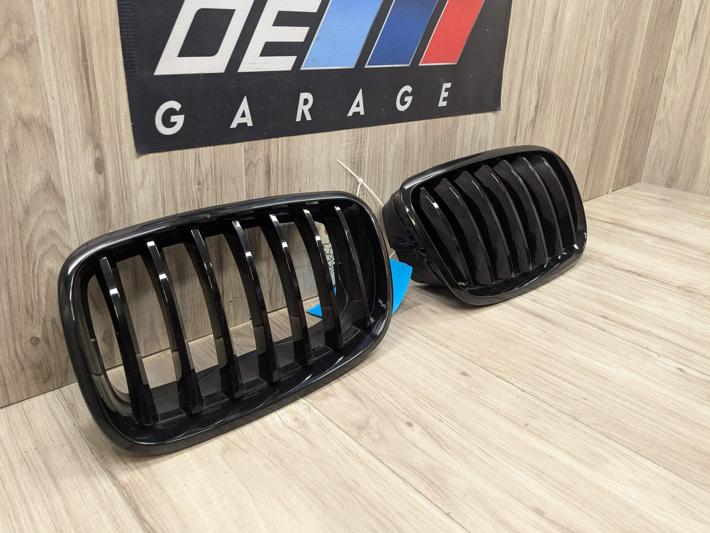 AFT BMW E70 E71 E72 X5 X6 Front Upper Kidney Grilles Complete Black PAIR