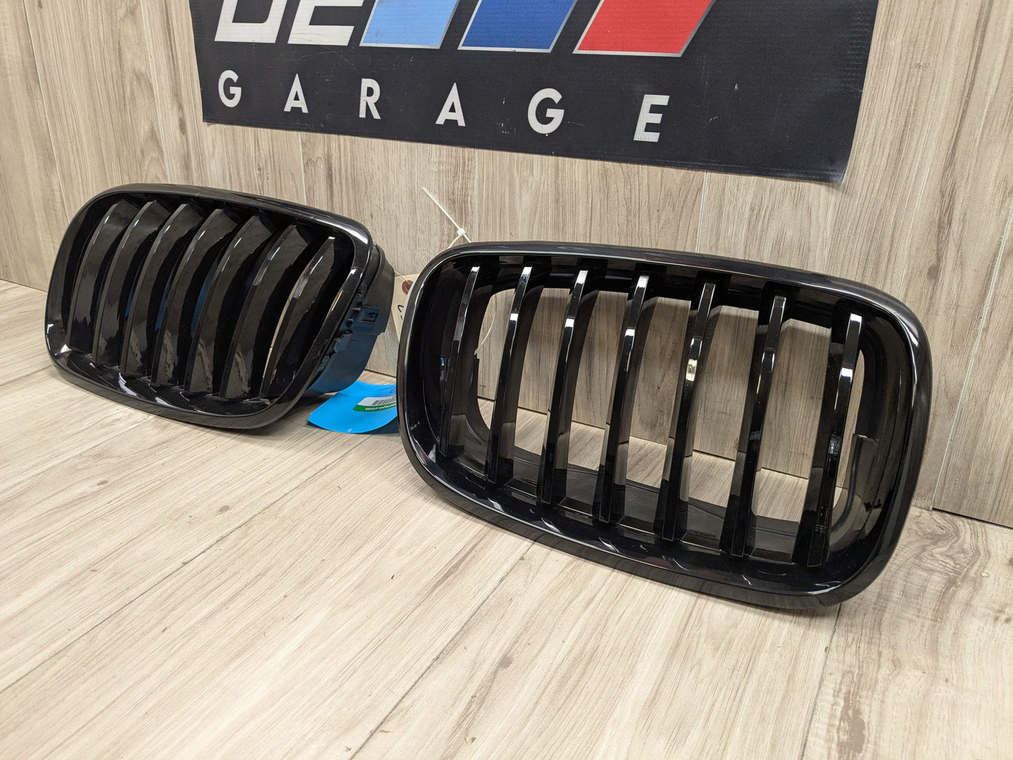 AFT BMW E70 E71 E72 X5 X6 Front Upper Kidney Grilles Complete Black PAIR