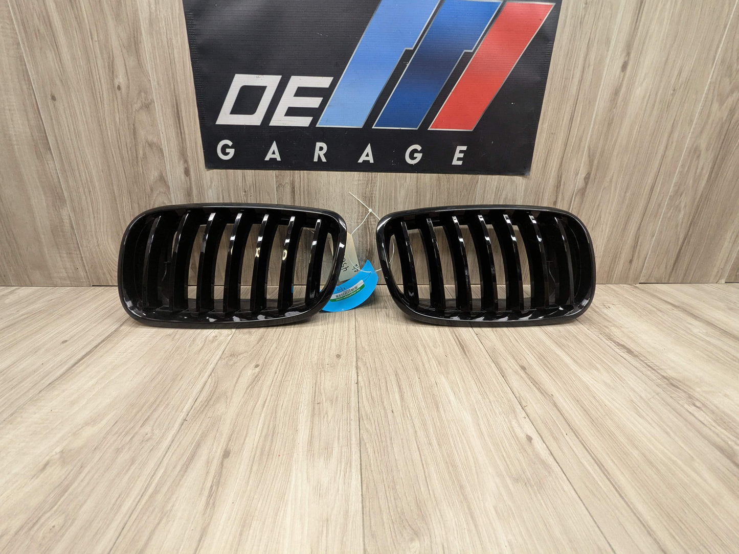AFT BMW E70 E71 E72 X5 X6 Front Upper Kidney Grilles Complete Black PAIR