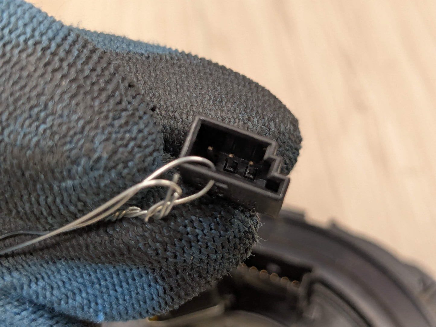 07-13 OEM BMW E70 X5 Steering Switch Control Angle Sensor Clock Spring Heated